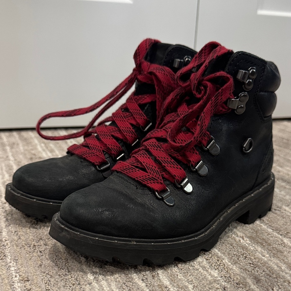 Sorel Black Leather Hiking Booties with Red Laces